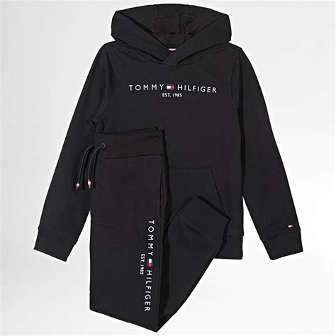 tommy hilfiger jogging suit